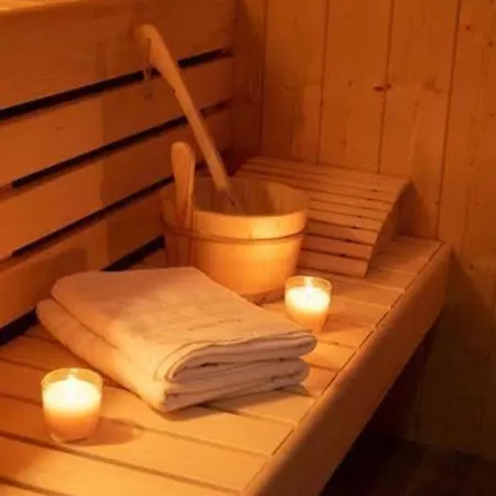 Wellness Střekov Liebeshotel *